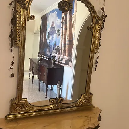 Privatunterkunft Triple In Beautiful Artsy Maisonette